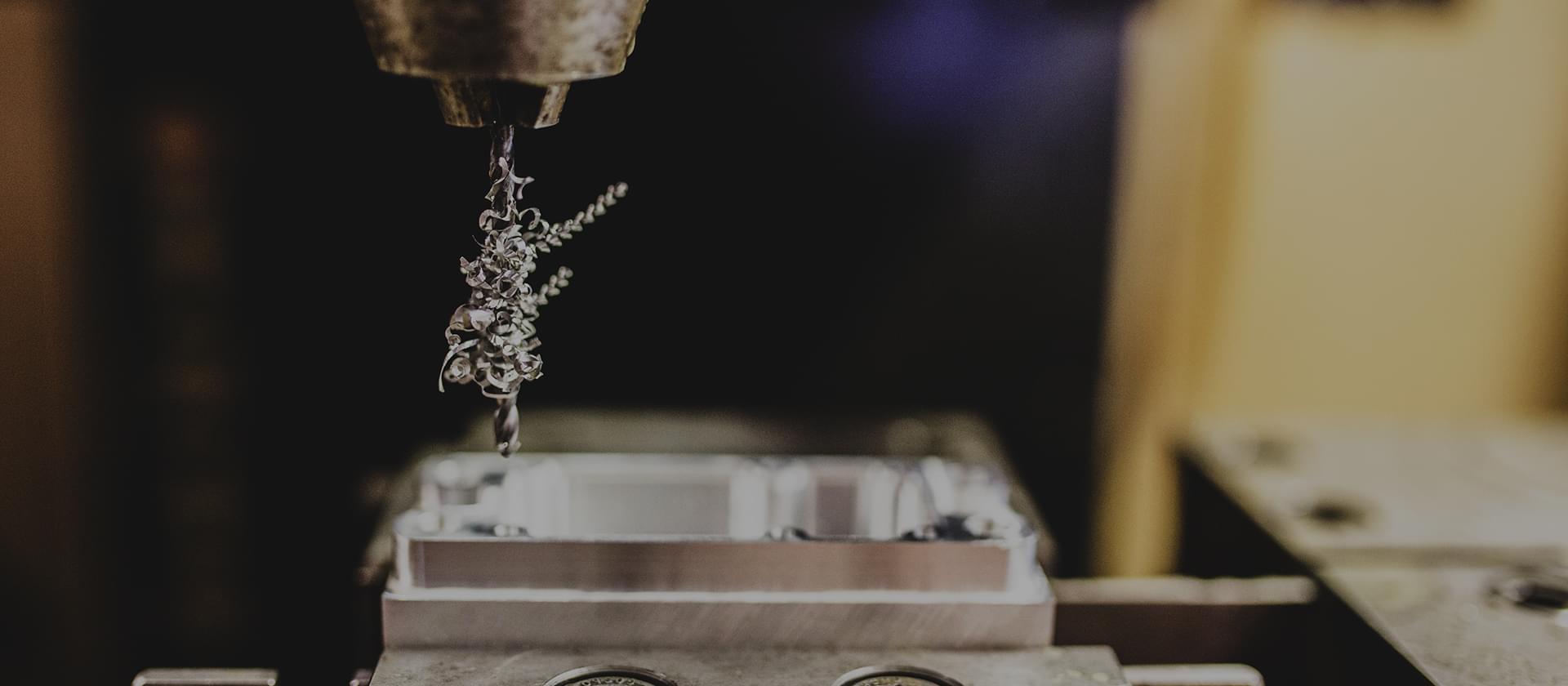 切削加工のプロフェッショナル削り専門・50年以上の実績と経験・難削材の加工にも対応・小ロット生産もOK